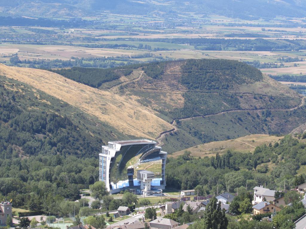 Les Balcons Du Soleil Aparthotel Font-Romeu-Odeillo-Via Buitenkant foto